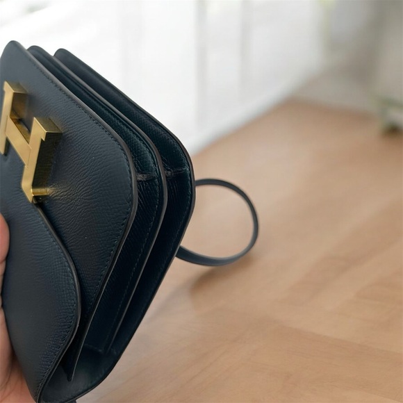 Hermes Constance 18 Vert Cypress (almost identical as black) with Gold Hardware! - Picture 10 of 13